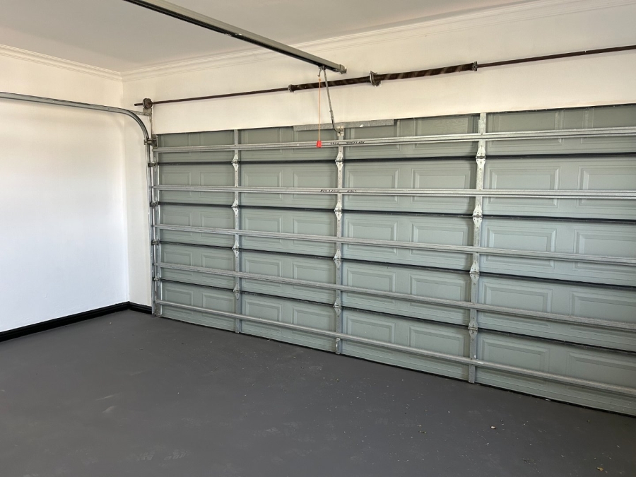 2 Bedroom Property for Sale in Blue Mountain Village Western Cape